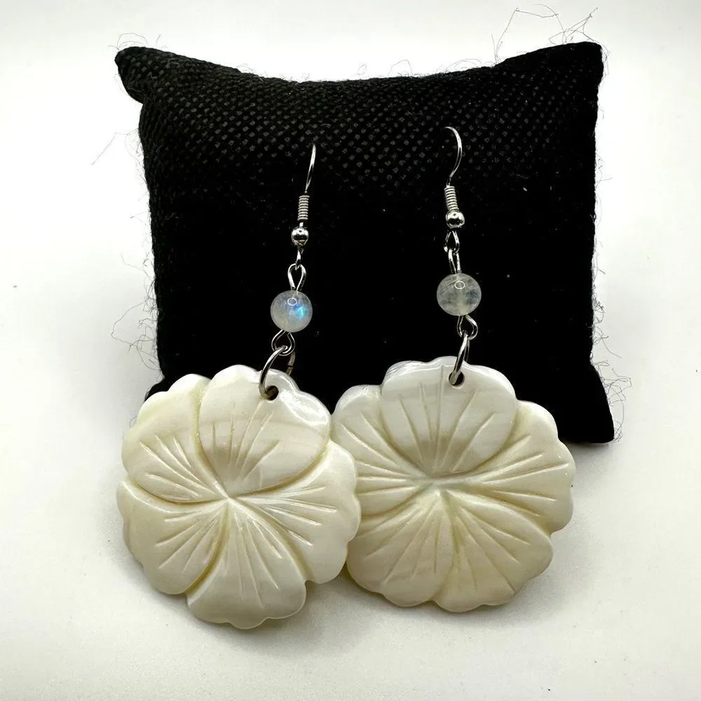 Genuine carved shell with moonstone accent bead dangle‎ earrings!!